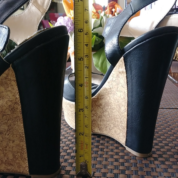 Charlotte Russo wedges E.U.C. - Picture 7 of 13